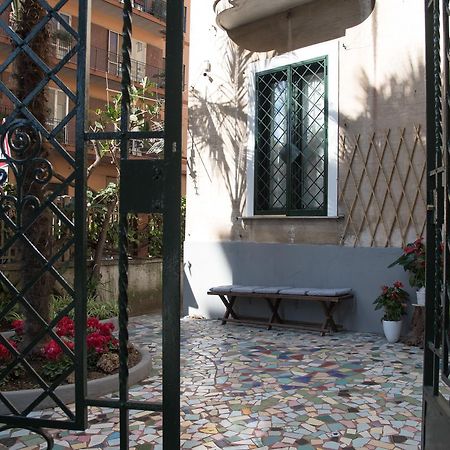 Villino Teresa Bed & Breakfast Salerno Exterior photo