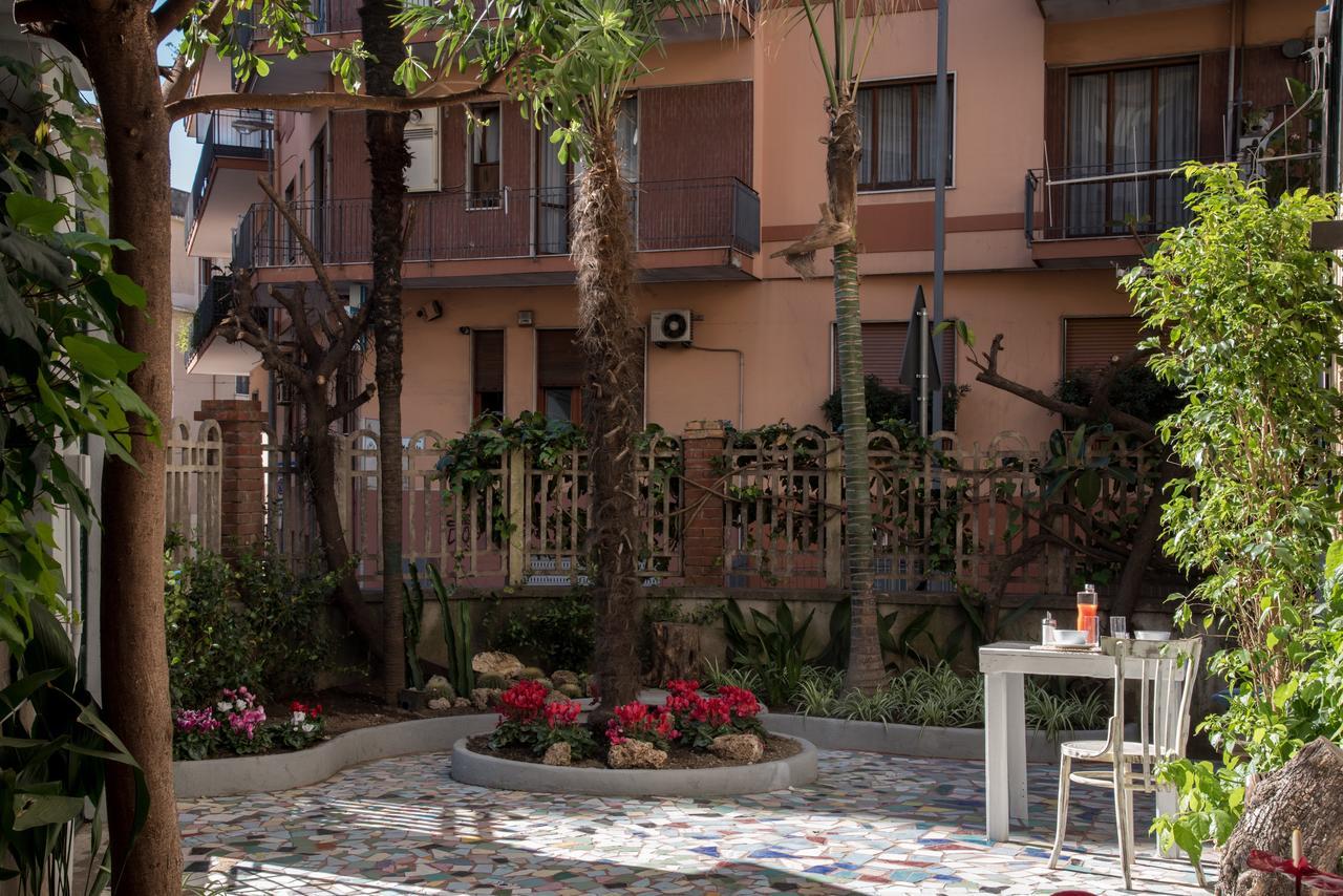 Villino Teresa Bed & Breakfast Salerno Exterior photo